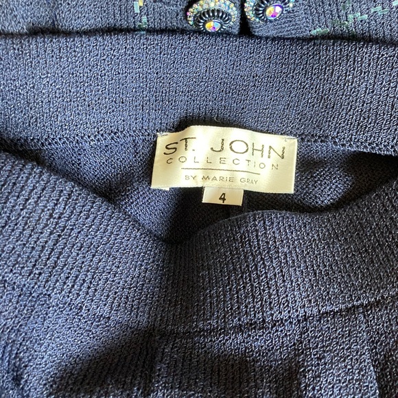 St. John navy pant suit. - Picture 5 of 6